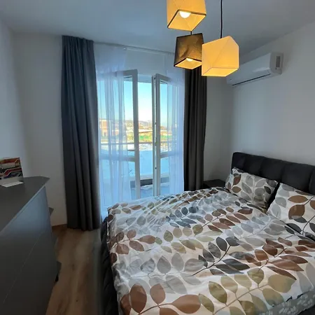 Apartment двустаен в младост