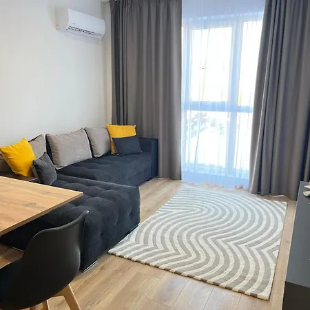 двустаен в младост Apartment *
