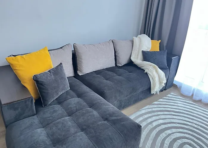 двустаен в младост Apartment